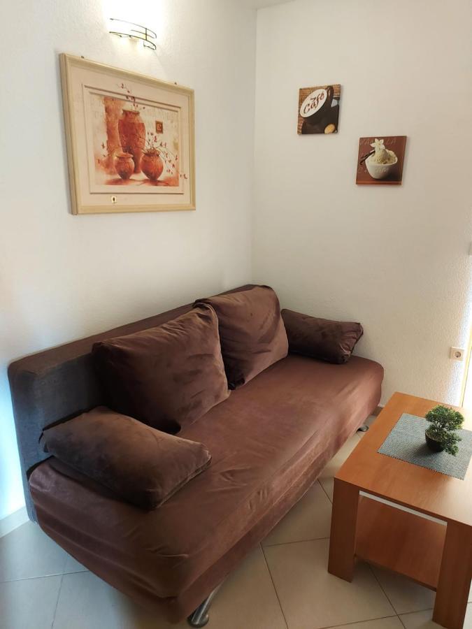 Guest House As Vodice Exterior photo