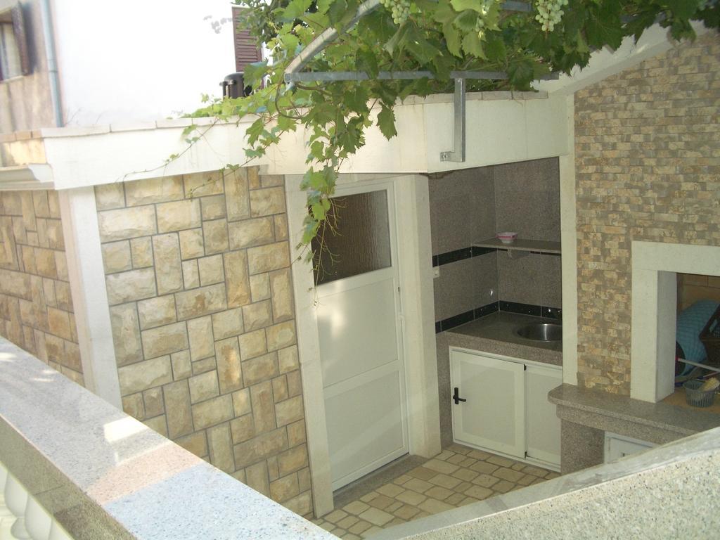 Guest House As Vodice Exterior photo