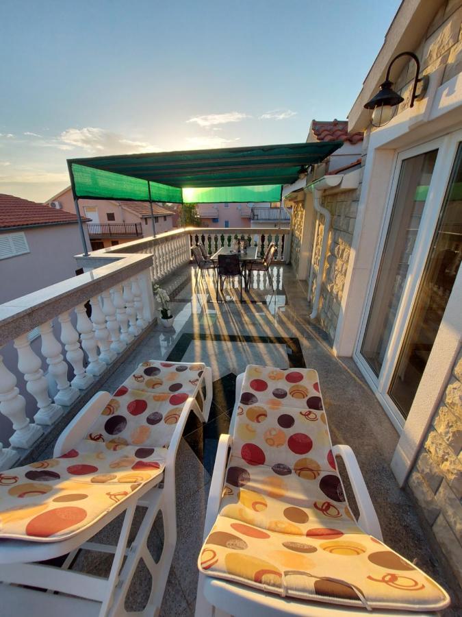 Guest House As Vodice Exterior photo
